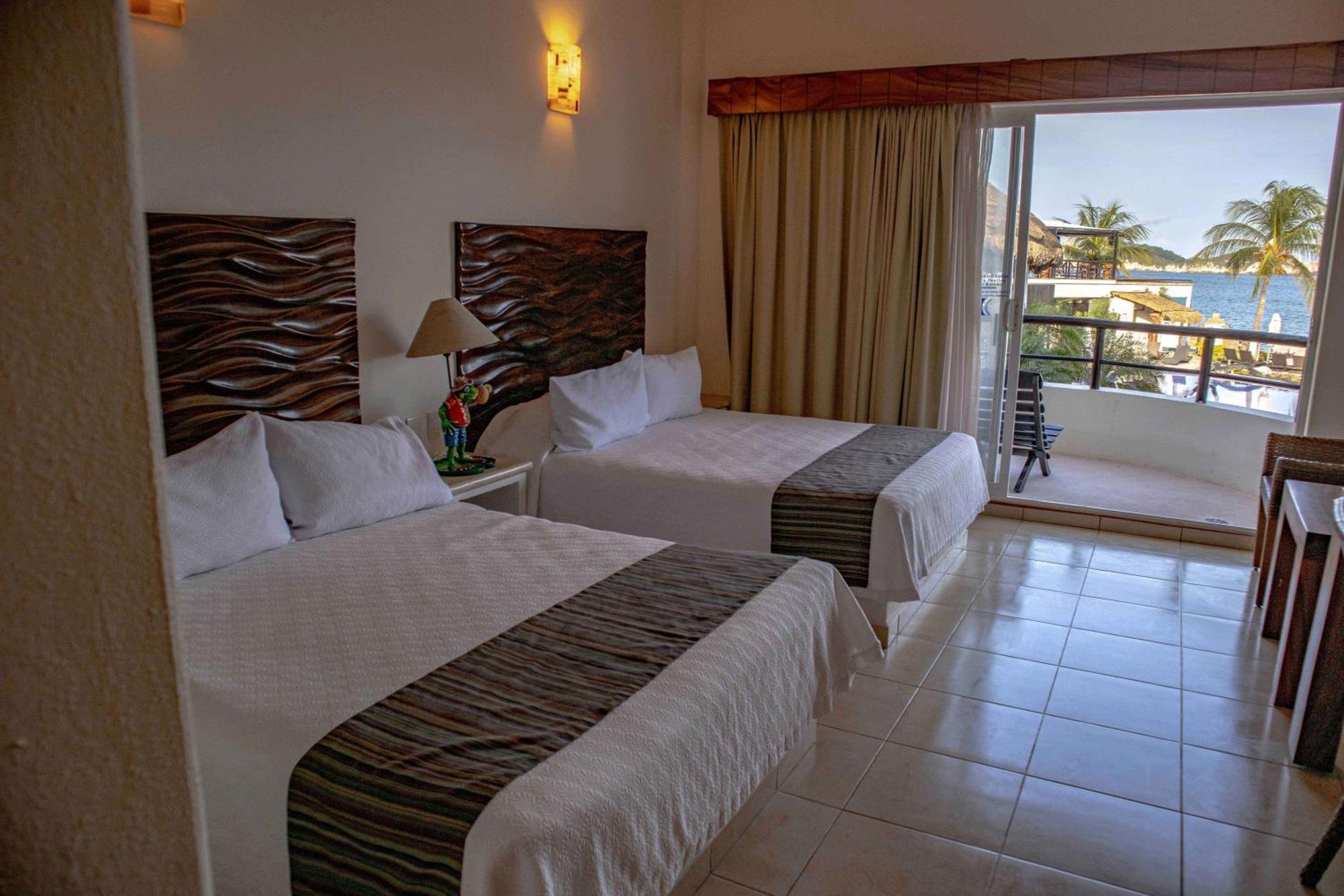 Готель Quinta Bella Huatulco Екстер'єр фото