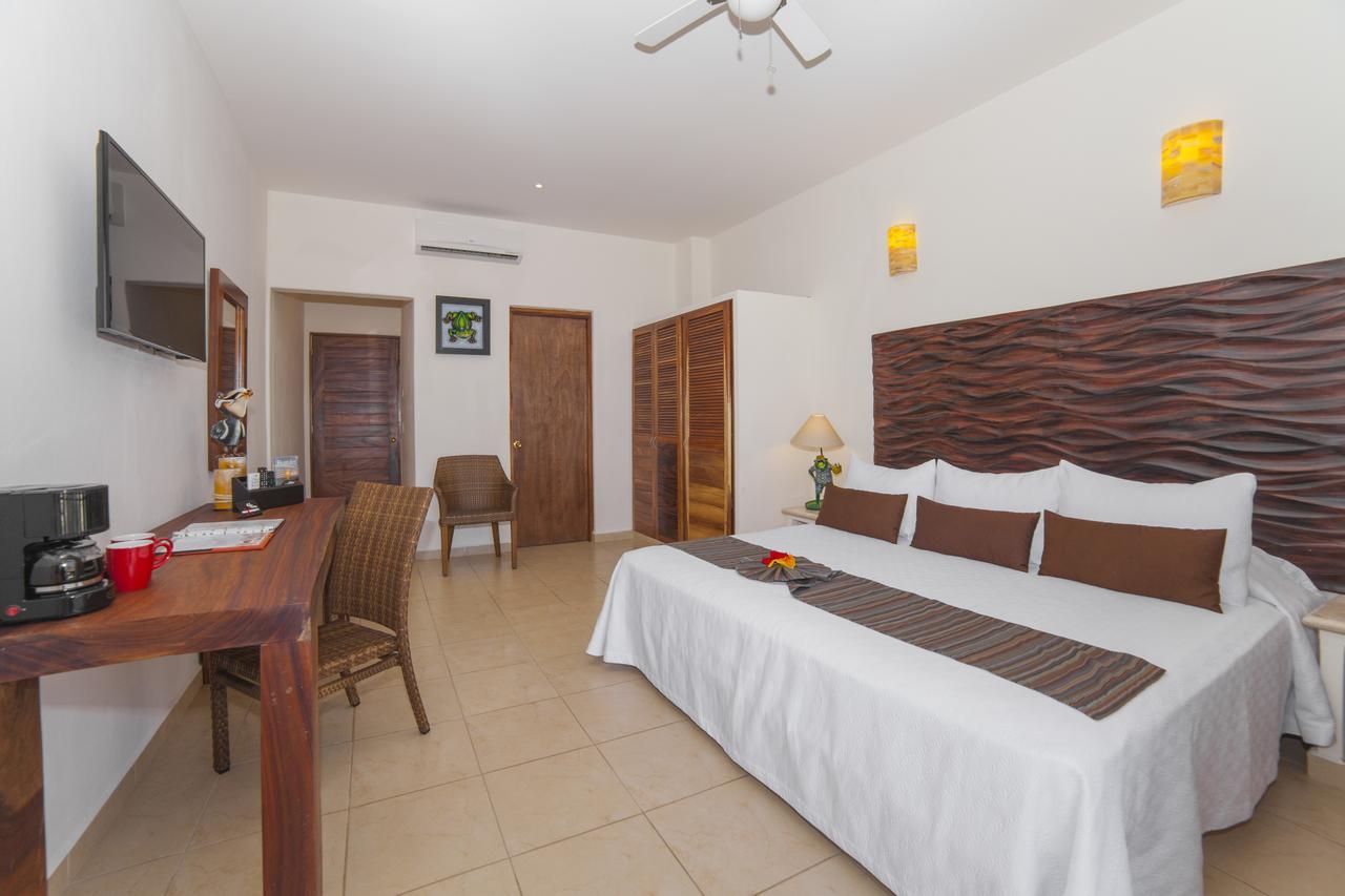 Готель Quinta Bella Huatulco Екстер'єр фото