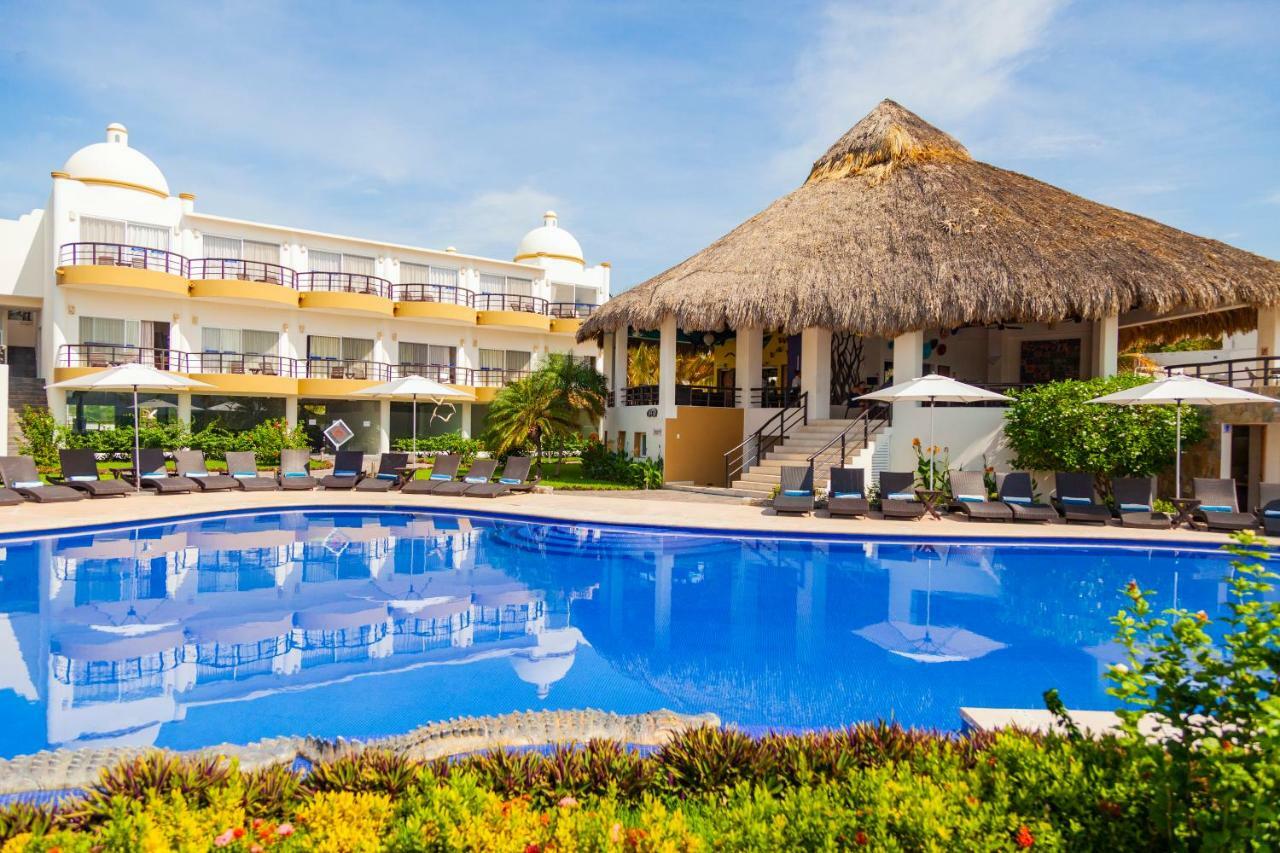 Готель Quinta Bella Huatulco Екстер'єр фото